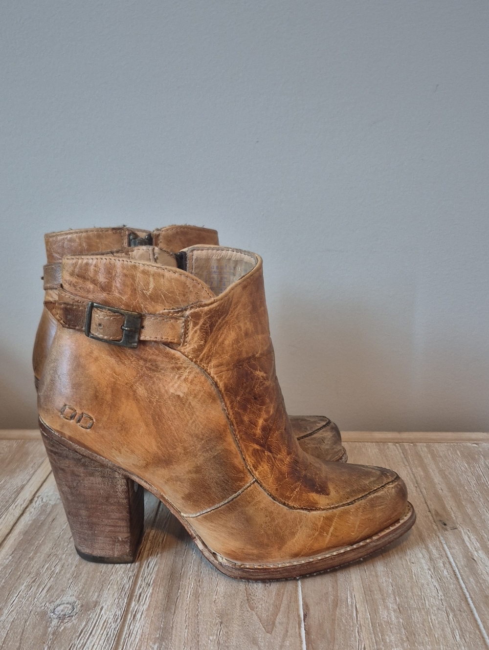 Bed Stu Womens 7 Isla Bootie Rustic Tan Leather Distressed Boots Heel